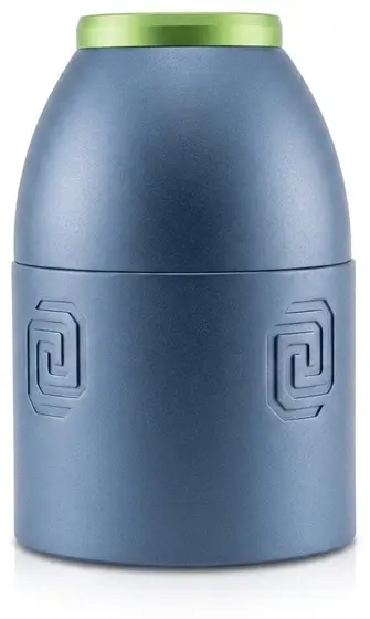 The external liquid nitrogen dewar that cools the Lightning Arctic holder