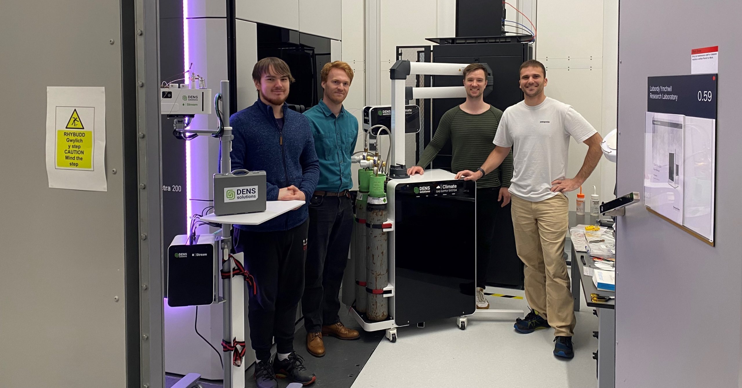 DENSsolutions successfully installs both a Stream and Climate system at Cardiff University